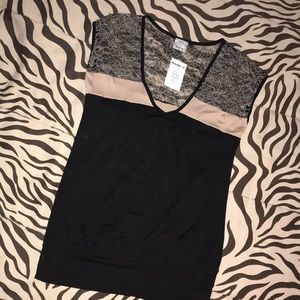 Lace detail color block top
